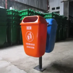 Thung Rac Cong Cong Doi – Ben Bi Tien Loi 🔹 Kich thuoc 400 × 600 × 920mm Kieu dang Treo 🔹 Chat lieu Nhua composite cot soi thuy tinh chong chay chiu thoi tiet khong cong venh khong phai mau 2 songvanggroup